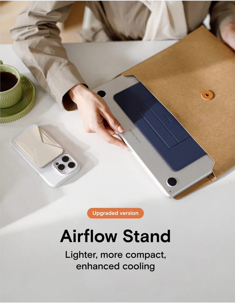 Airflow laptop stand
